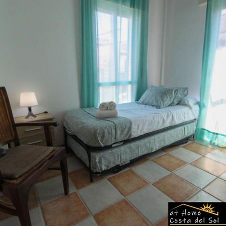 Apartamento En El Centro De Nerja By At Home Costa Del Sol Exterior foto